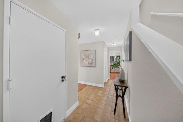 1205 Sierra Village Way, San Jose, CA 95132