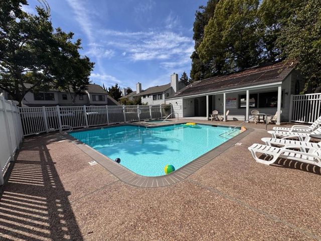 1205 Sierra Village Way, San Jose, CA 95132