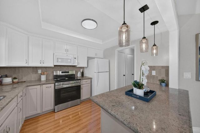 1205 Sierra Village Way, San Jose, CA 95132