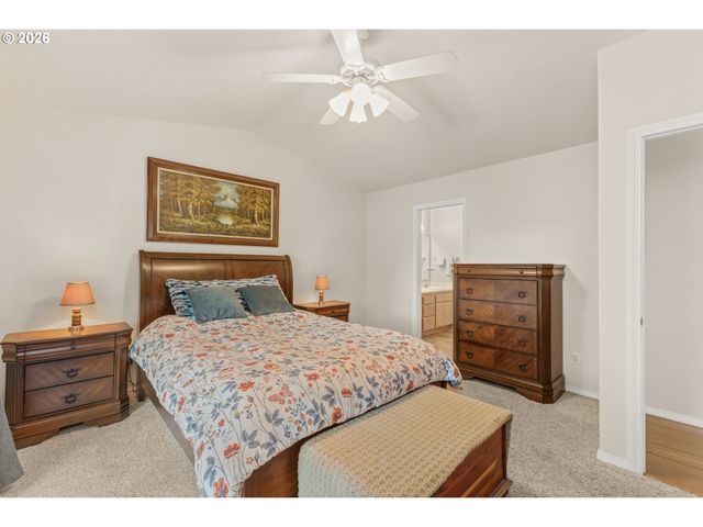 2660 Sw HUME Ct, Portland, OR 97219