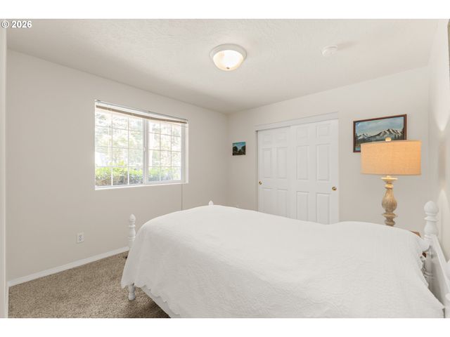 2660 Sw HUME Ct, Portland, OR 97219