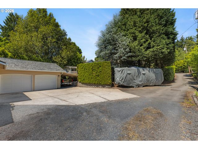 2660 Sw HUME Ct, Portland, OR 97219