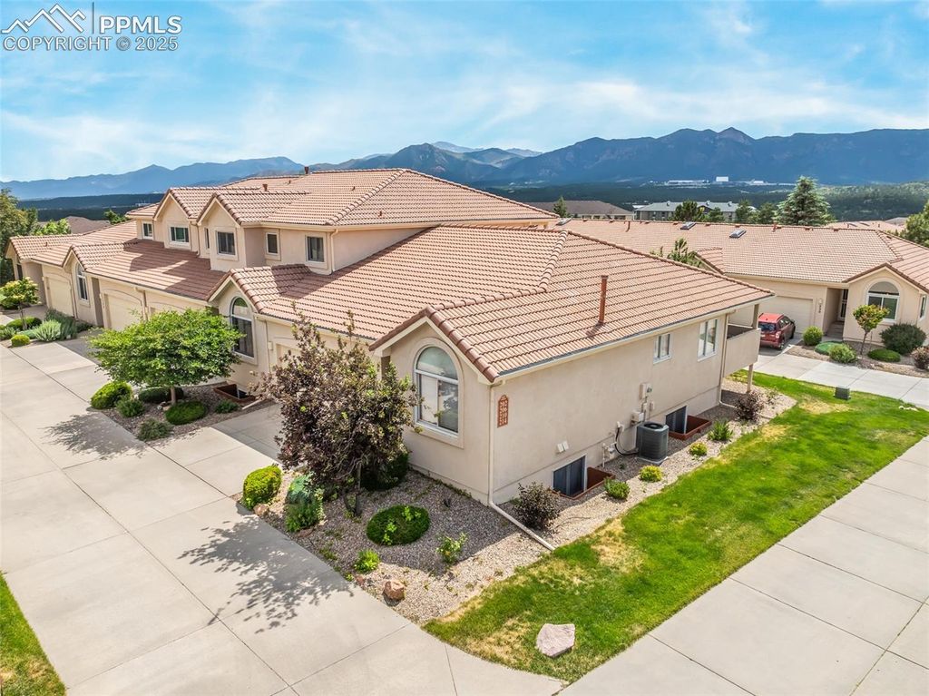 214 Luxury Lane, Colorado Springs, CO 80921 — exterior