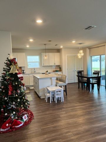 30555 THUNDERBIRD DRIVE, Wesley Chapel, FL 33545