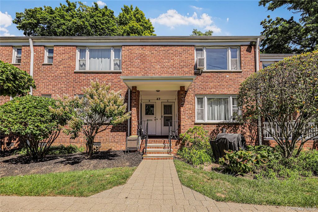 47 Carpenter Avenue C, Mount Kisco, NY 10549 — exterior