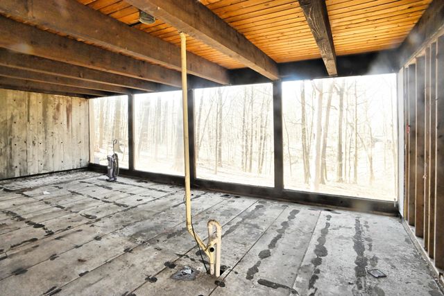 370 E Us Highway 6, Valparaiso, IN 46383