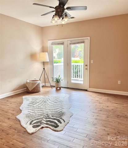 11264 Hyde Pointe Court, Charlotte, NC 28262