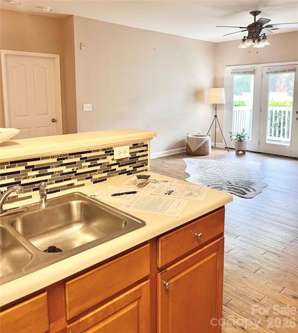 11264 Hyde Pointe Court, Charlotte, NC 28262