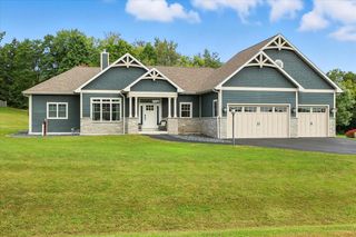 W232S8430 Rosemary DRIVE, Big Bend, WI 53103