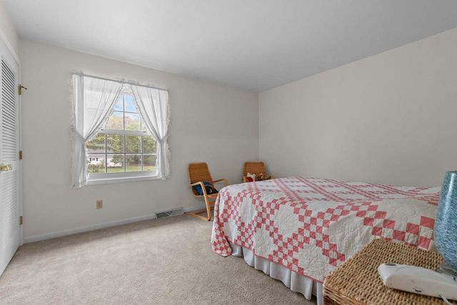 1211 PARK RIDGE AVENUE, Oshkosh, WI 54901