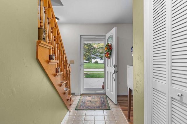 1211 PARK RIDGE AVENUE, Oshkosh, WI 54901