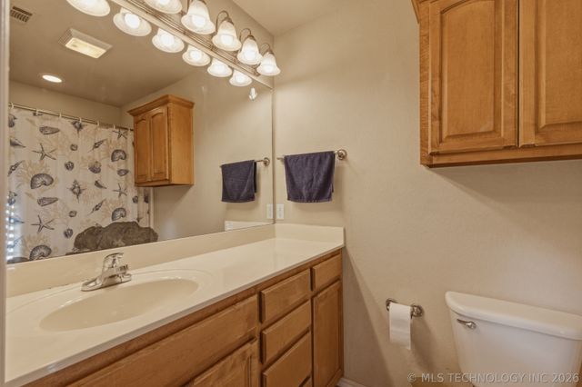 2108 S Javine Court, Skiatook, OK 74070