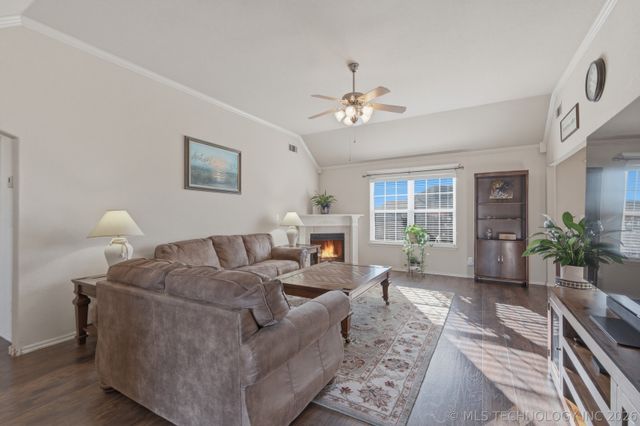 2108 S Javine Court, Skiatook, OK 74070