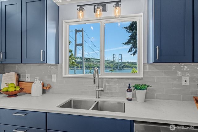 1701 Weatherswood Drive NW, Gig Harbor, WA 98335
