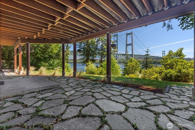 1701 Weatherswood Drive NW, Gig Harbor, WA 98335