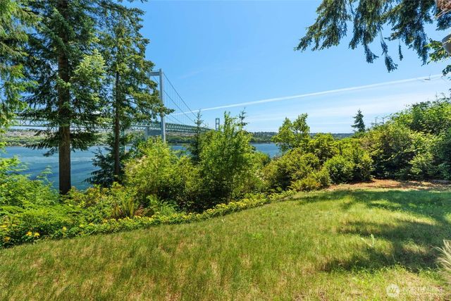 1701 Weatherswood Drive NW, Gig Harbor, WA 98335