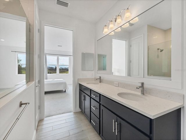 1027 WATERLINE COURT, Sarasota, FL 34240