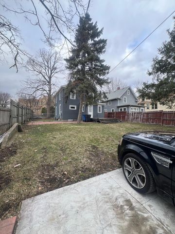 3210 Emerson Avenue N, Minneapolis, MN 55412