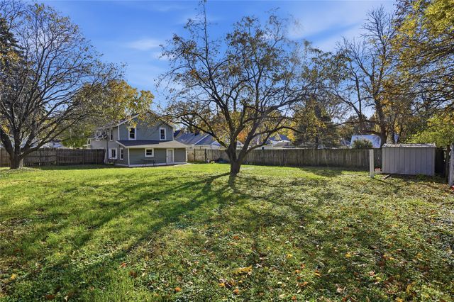 3832 13th Street, Des Moines, IA 50313