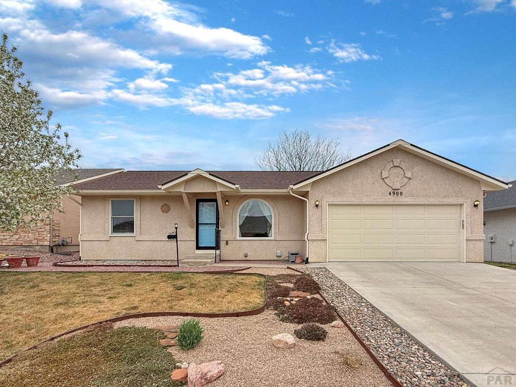 4900 Warbler Court, Pueblo, CO 81008
