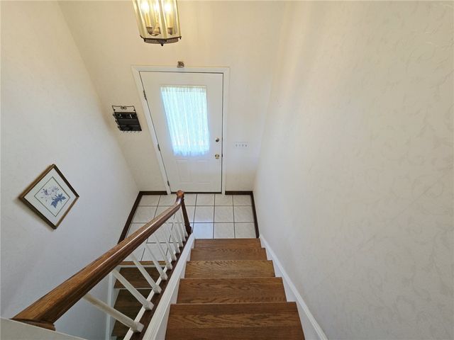 131 Medallion Drive, Greece, NY 14626