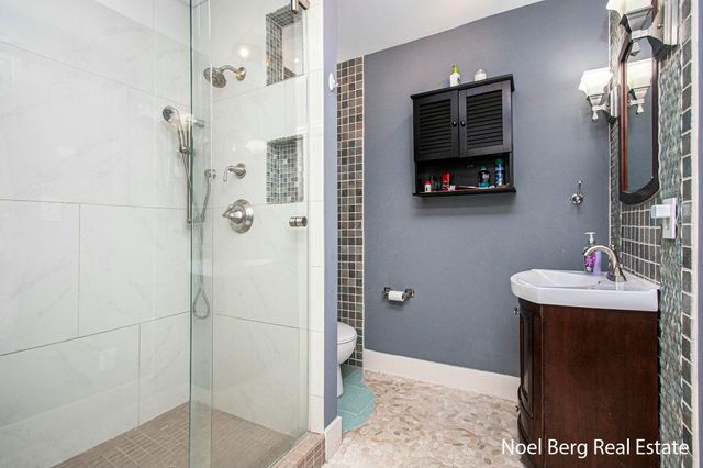 606 Edgewater Court, Spring Lake Vllg, MI 49456