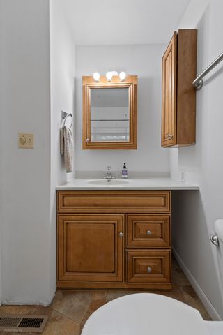 18596 W Karen Lane, Gurnee, IL 60031