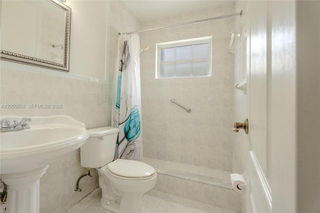 2431 SW 124th Avenue, Miami, FL 33175