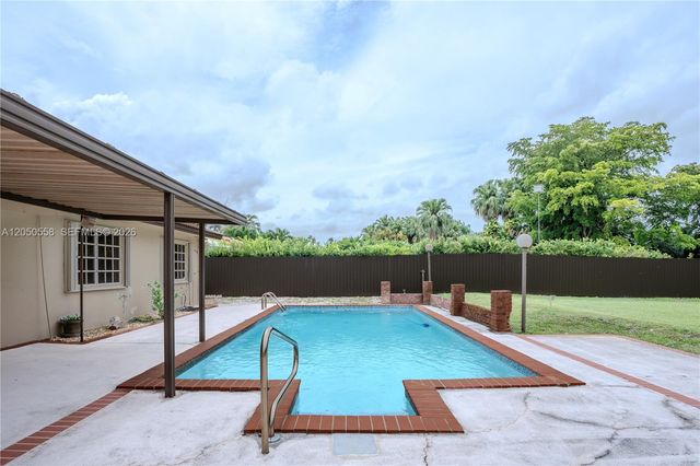 2431 SW 124th Avenue, Miami, FL 33175