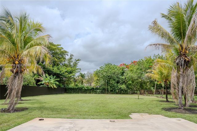 2431 SW 124th Avenue, Miami, FL 33175