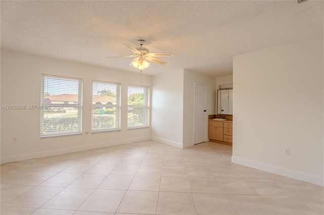 2431 SW 124th Avenue, Miami, FL 33175