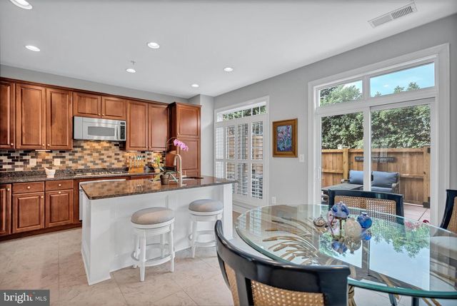 1511 PORTNER RD, Alexandria, VA 22314