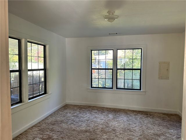 604 N Montgomery Street, Clarksville, AR 72830