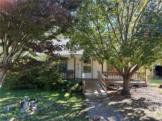 604 N Montgomery Street, Clarksville, AR 72830