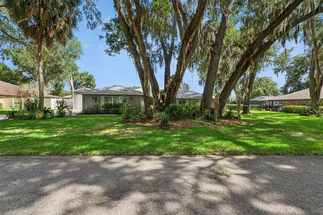 2610 TWELVE POINT DRIVE, Lakeland, FL 33811