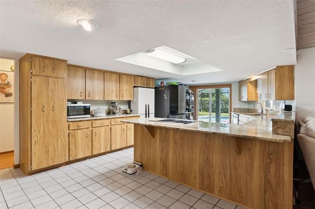 2610 TWELVE POINT DRIVE, Lakeland, FL 33811
