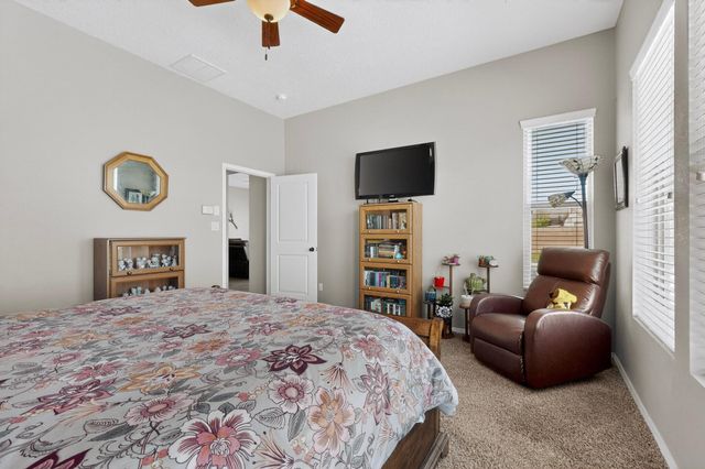 10932 Topacio Street NW, Albuquerque, NM 87114