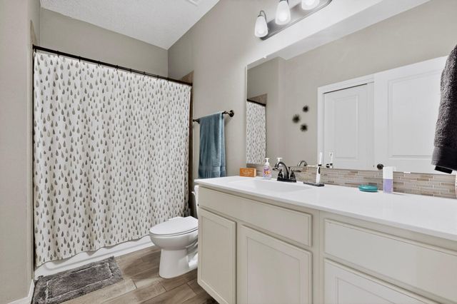 10932 Topacio Street NW, Albuquerque, NM 87114