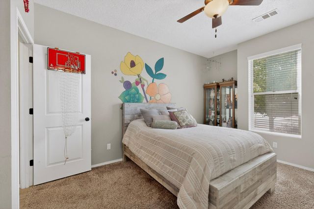 10932 Topacio Street NW, Albuquerque, NM 87114