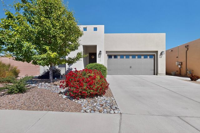 10932 Topacio Street NW, Albuquerque, NM 87114