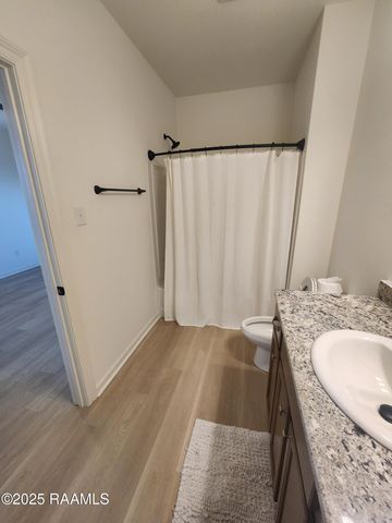 208 Stockbridge Lane, Duson, LA 70529