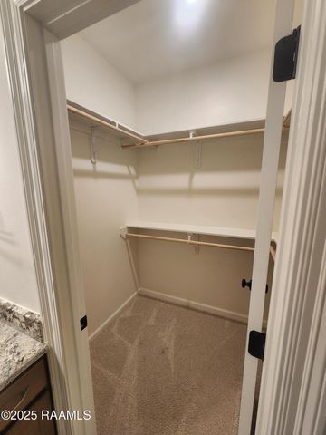 208 Stockbridge Lane, Duson, LA 70529