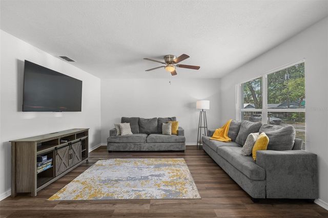 8013 N ALASKA STREET, Tampa, FL 33604