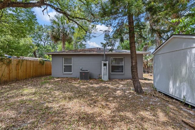 8013 N ALASKA STREET, Tampa, FL 33604