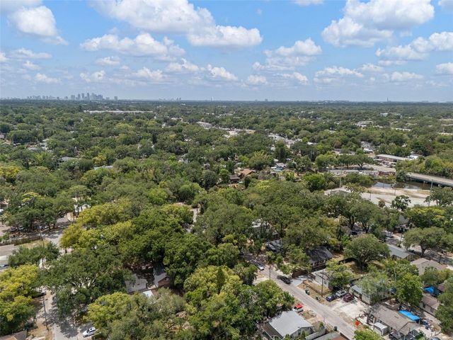 8013 N ALASKA STREET, Tampa, FL 33604