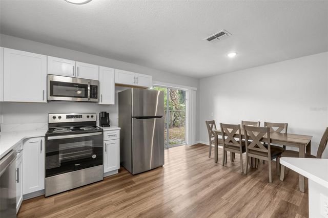 8013 N ALASKA STREET, Tampa, FL 33604