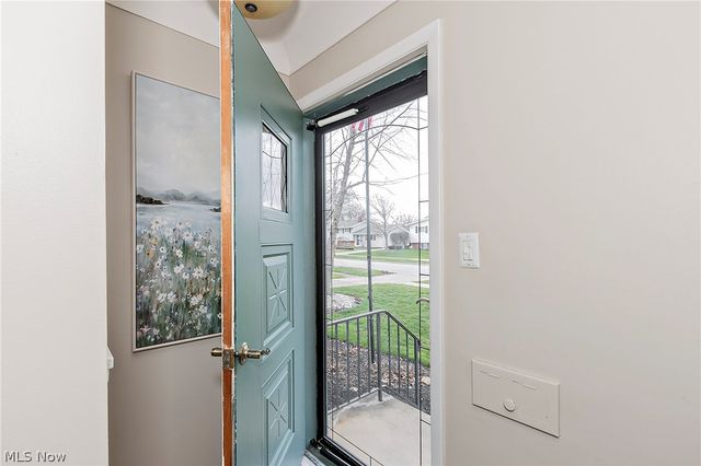 1101 Bonnie Lane, Mayfield Heights, OH 44124