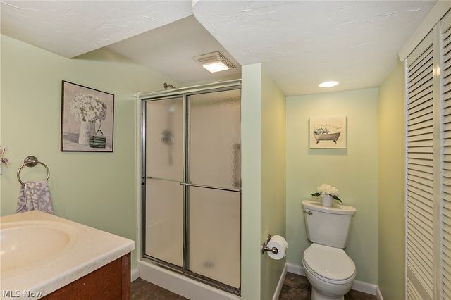 1101 Bonnie Lane, Mayfield Heights, OH 44124