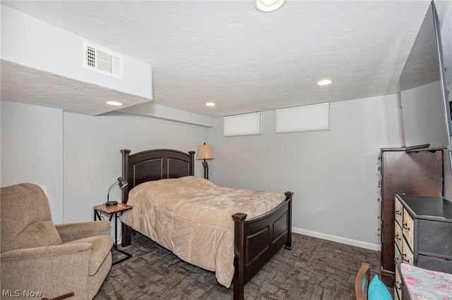 1101 Bonnie Lane, Mayfield Heights, OH 44124