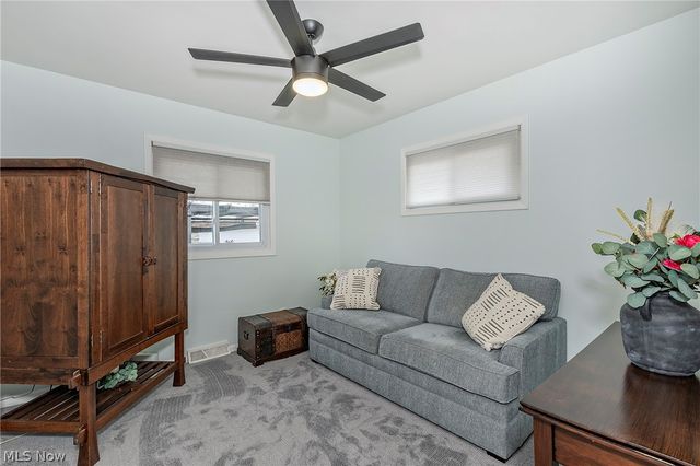 1101 Bonnie Lane, Mayfield Heights, OH 44124